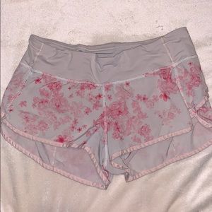 Lululemon speed shorts Sz 6